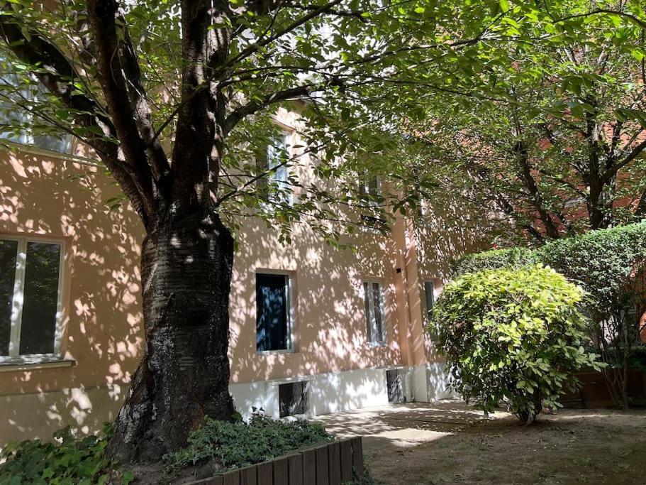 Ferienwohnung Paris : Charmant 2 Pieces Au Calme Exterior foto